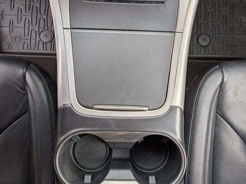 Used 2020 Lincoln Nautilus Premier w/ Equipment Group 101A AWD/4WD image 13
