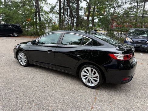 Used 2018 Acura ILX FWD image 8