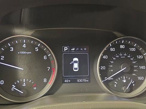 Used 2018 Hyundai Elantra SEL w/ Cargo Package image 16