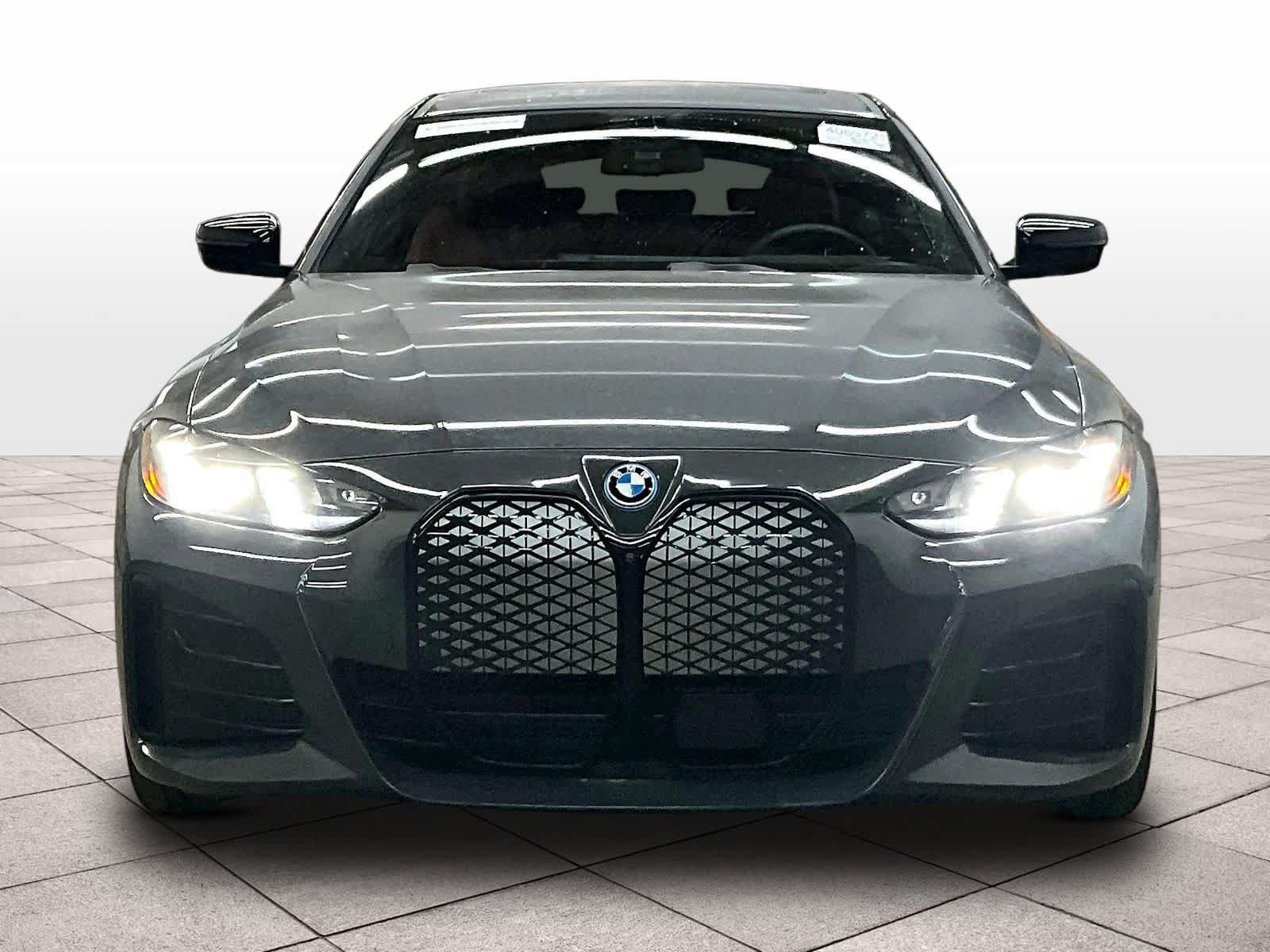 Used 2025 BMW i4 eDrive40 w/ M Sport Package RWD image 3