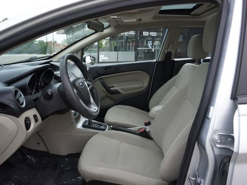 Used 2017 Ford Fiesta SE FWD image 23