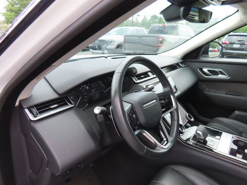 Used 2023 Land Rover Range Rover Velar S AWD/4WD image 12