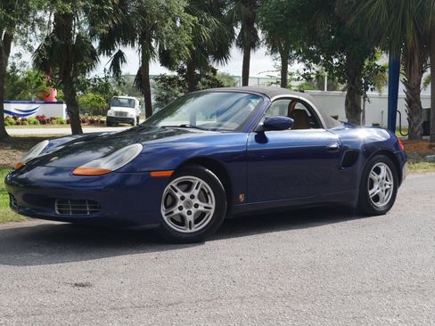 Used 2002 Porsche Boxster RWD image 12