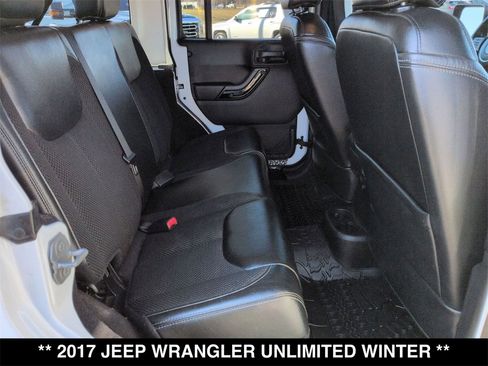 Used 2017 Jeep Wrangler Unlimited Sahara image 23