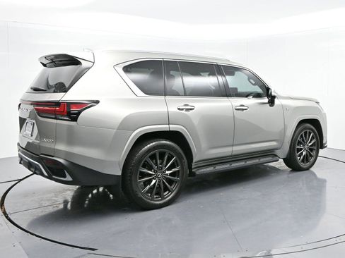 Used 2024 Lexus LX 600 F Sport image 7
