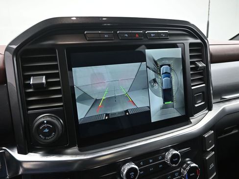 Used 2022 Ford F150 Lariat w/ Equipment Group 502A High image 16