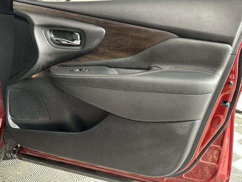 Used 2023 Nissan Murano Platinum w/ Cargo Package image 35