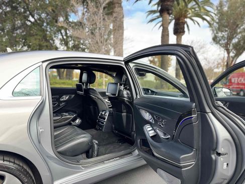 Used 2016 Mercedes-Benz Maybach S 600 image 11