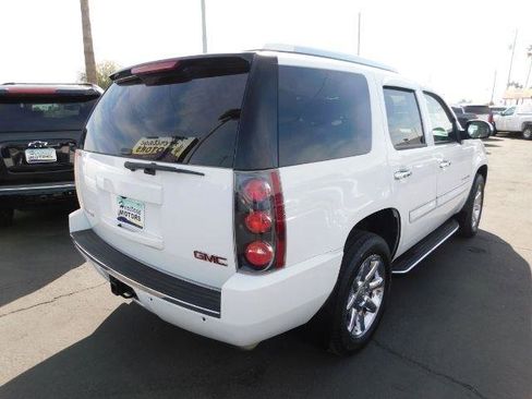 Used 2008 GMC Yukon Denali image 7