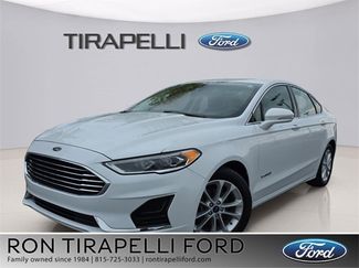 Used 2019 Ford Fusion SEL image 1