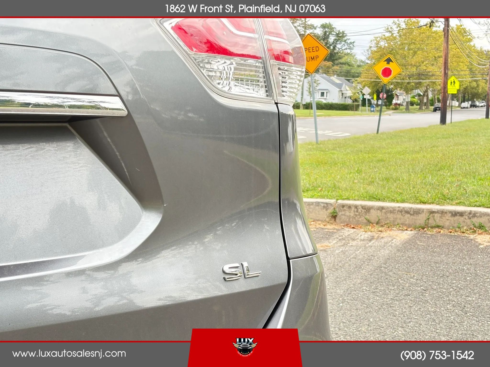 Used 2016 Nissan Rogue SL w/ SL Premium Package FWD image 10