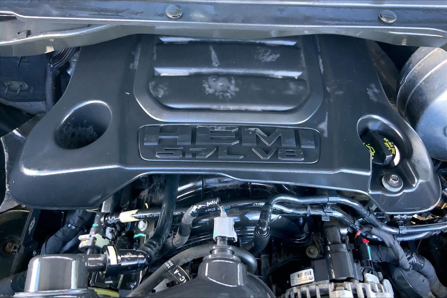 Used 2019 RAM 1500 Big Horn RWD image 32