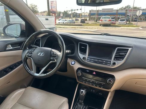 Used 2017 Hyundai Tucson Limited image 14
