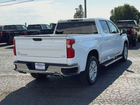 Certified 2023 Chevrolet Silverado 1500 LTZ w/ Z71 Off-Road Package image 8