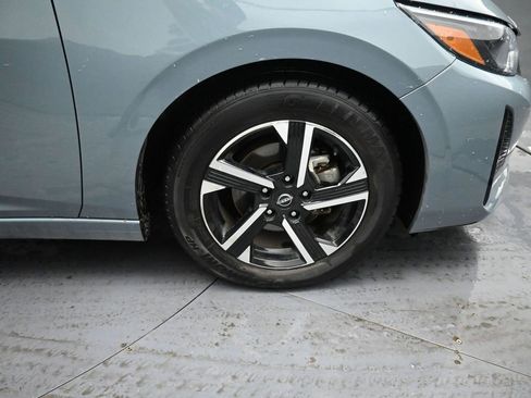 Used 2024 Nissan Sentra SV image 17