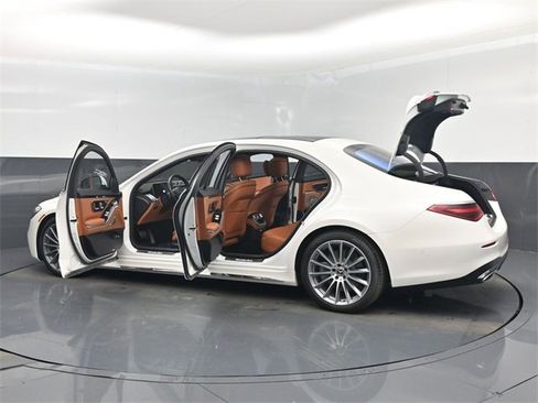 Used 2022 Mercedes-Benz S 500 4MATIC image 64