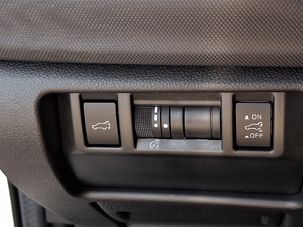 Used 2026 Subaru Forester Premium AWD/4WD image 25