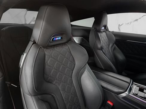 Used 2020 BMW M8 Competition w/ M Carbon Exterior Package AWD/4WD image 18
