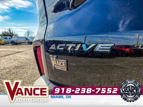 Used 2024 Ford Escape Active image 10