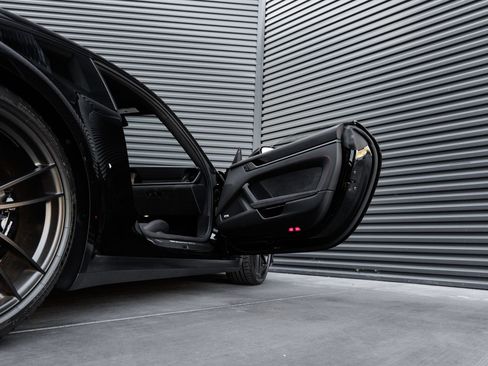 Certified 2024 Porsche 911 Carrera GTS RWD image 31