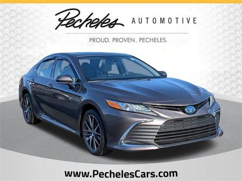 Certified 2023 Toyota Camry XLE image 1