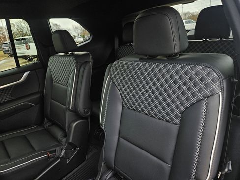 New 2026 GMC Acadia Denali image 23