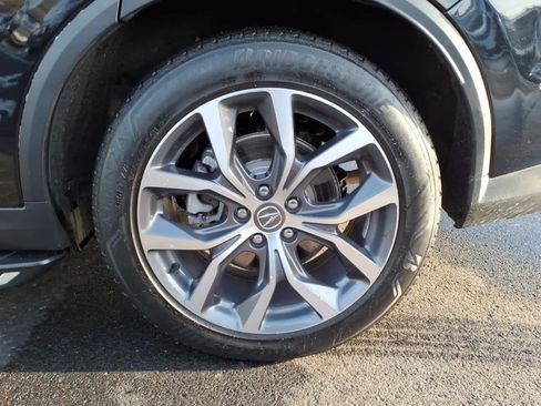 Used 2023 Acura MDX SH-AWD w/ Technology Package image 9