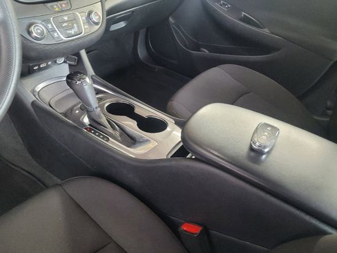 Used 2020 Chevrolet Malibu LS w/ Driver Confidence Package II image 26