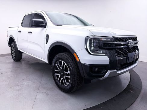 Used 2024 Ford Ranger XLT w/ FX4 Off-Road Package AWD/4WD image 10