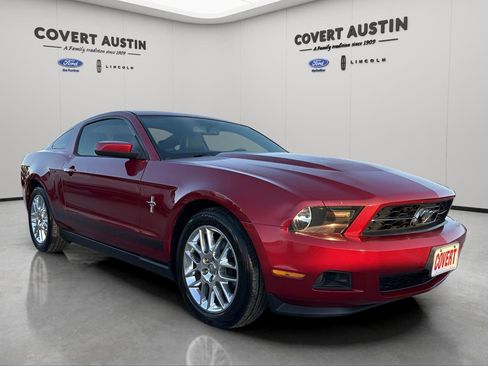 Used 2012 Ford Mustang Premium image 7