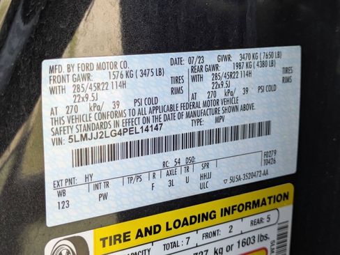 Used 2023 Lincoln Navigator Reserve AWD/4WD image 35