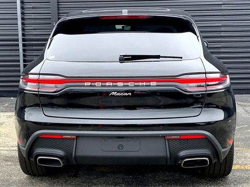 New 2025 Porsche Macan image 9
