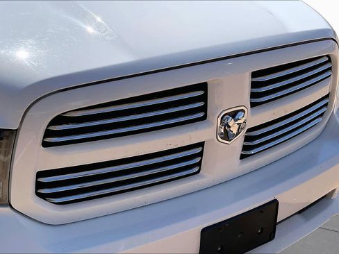 Used 2014 RAM 1500 Sport RWD image 28