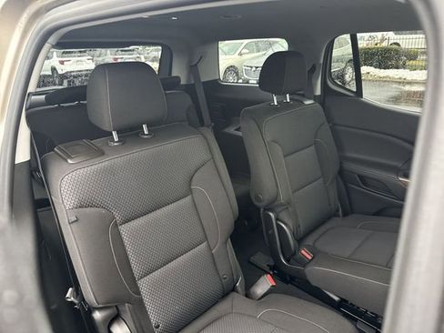 Certified 2022 GMC Acadia SLE image 26