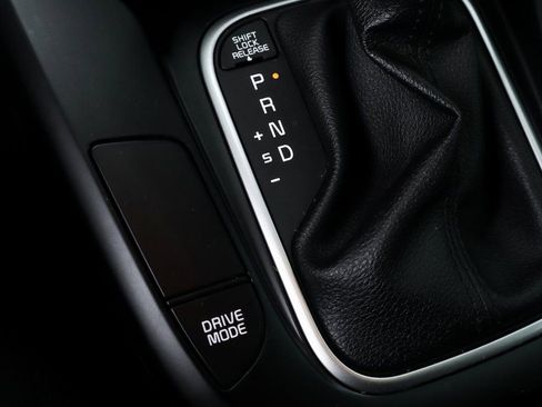 Used 2024 Kia Soul LX w/ Option Group 015 image 32