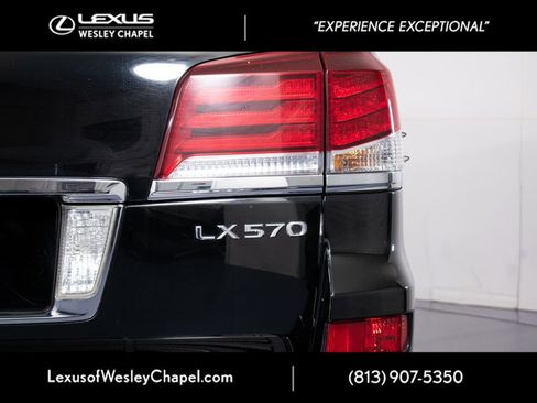Used 2014 Lexus LX 570 4WD image 8