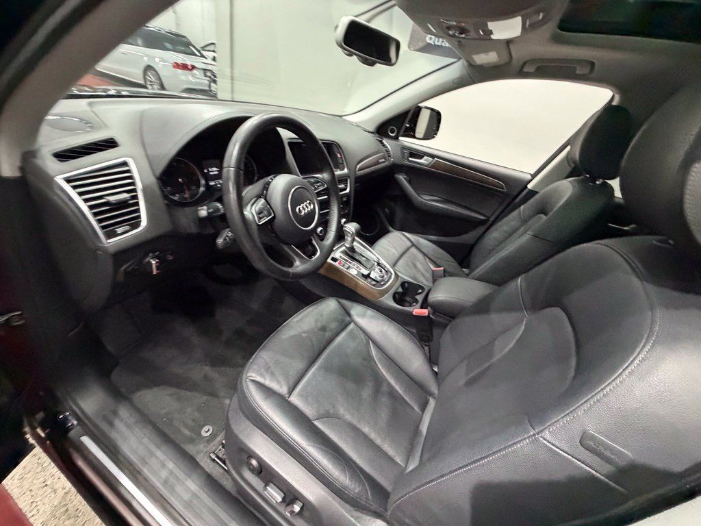 Used 2017 Audi Q5 3.0T Premium Plus w/ Technology Package AWD/4WD image 17