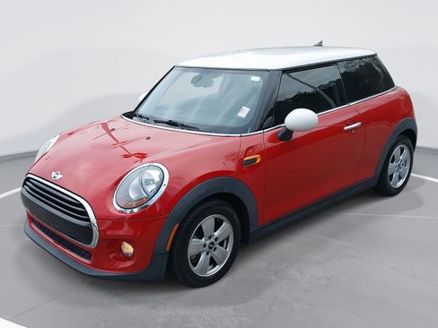 Used 2016 MINI Cooper 2-Door Hardtop image 1