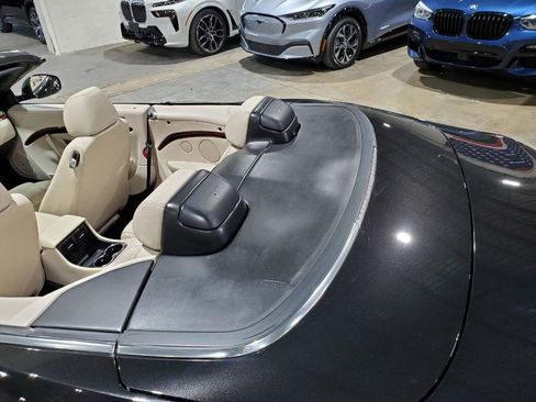 Used 2011 Maserati GranTurismo Convertible image 41