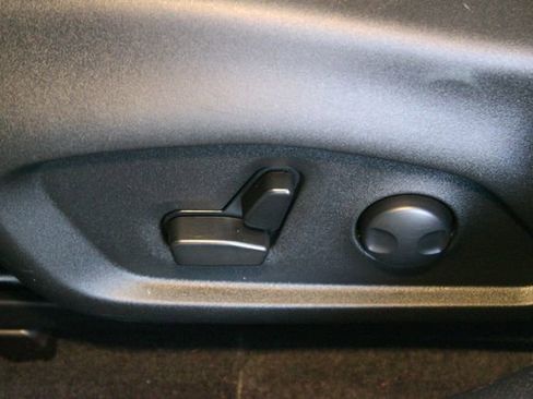 Used 2024 Jeep Compass Latitude w/ Convenience Group image 20