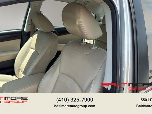 Used 2017 Subaru Legacy 3.6R Limited AWD/4WD image 9