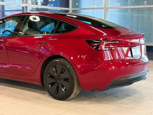 Used 2025 Tesla Model 3 Long Range image 15