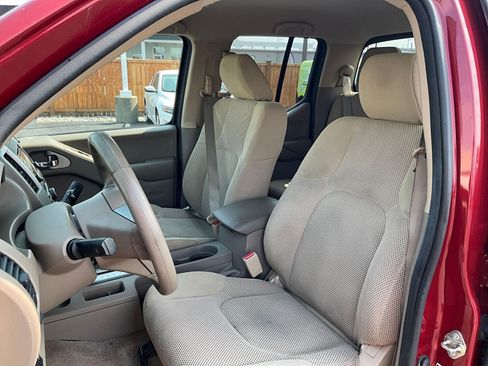 Used 2018 Nissan Frontier SV RWD image 19