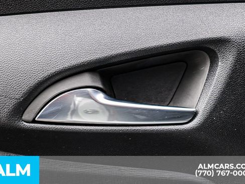 Used 2025 Buick Envista Preferred FWD image 51