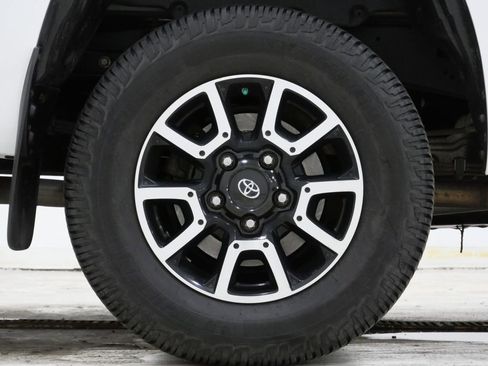 Used 2019 Toyota Tundra Limited w/ TRD Off Road Package image 8