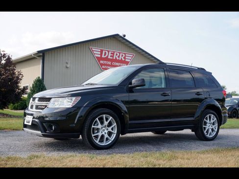 Used 2018 Dodge Journey SXT w/ Connectivity Group AWD/4WD image 1
