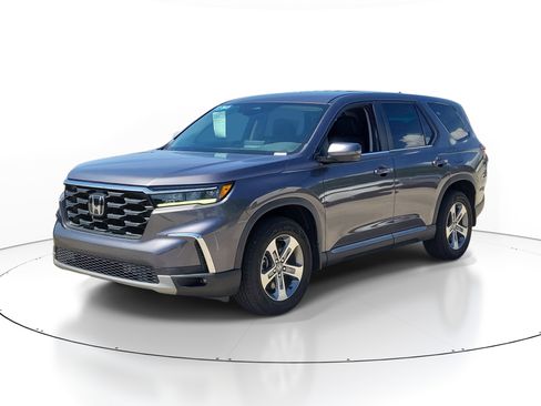 Certified 2023 Honda Pilot EX-L image 3