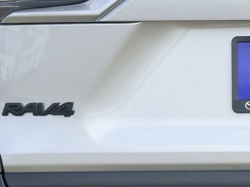 Used 2025 Toyota RAV4 XLE Premium w/ Weather Package AWD/4WD image 9