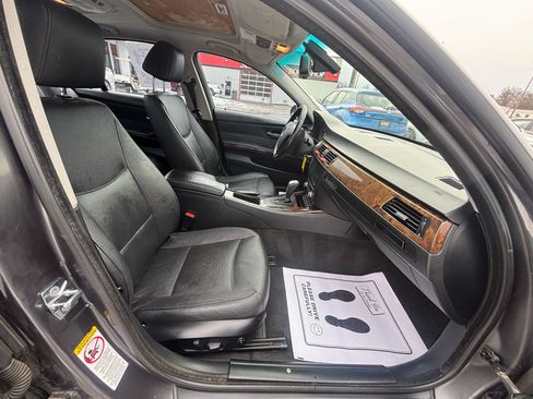 Used 2007 BMW 328xi Sedan image 10
