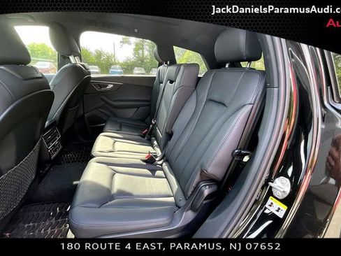 Used 2023 Audi Q7 2.0T Premium Plus w/ Premium Plus Package AWD/4WD image 18